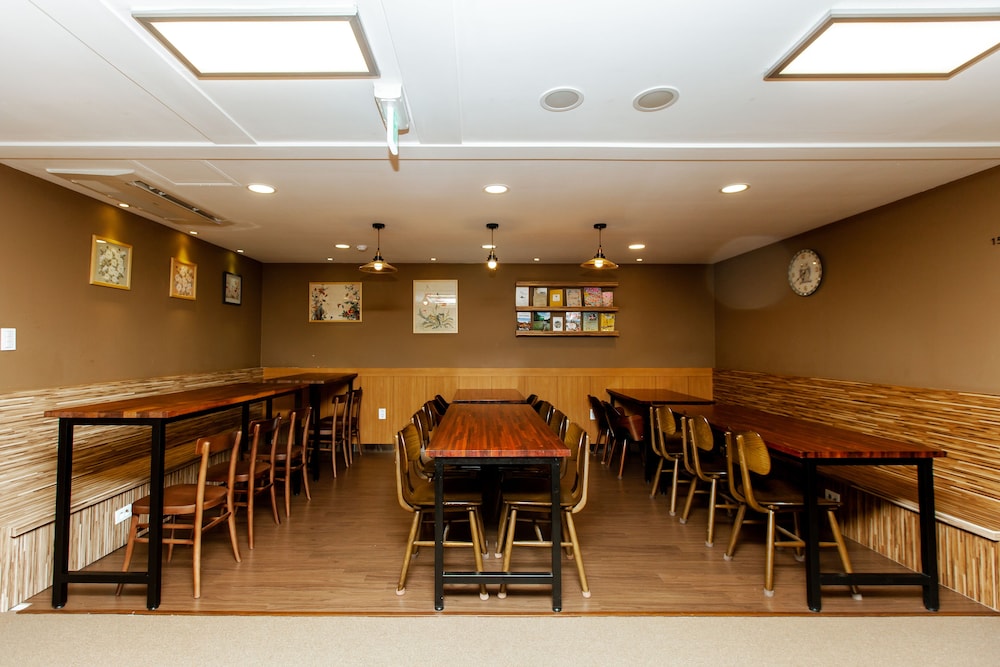 Step Inn Myeongdong 2 43/53