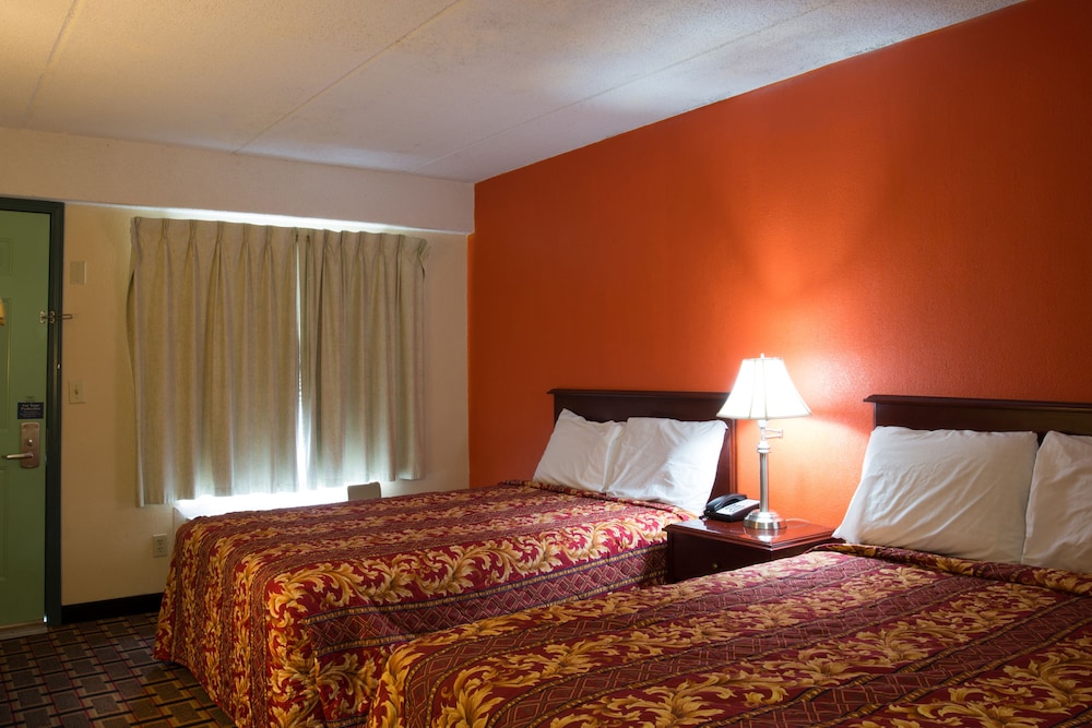 Budget Inn Cocoa 12/45