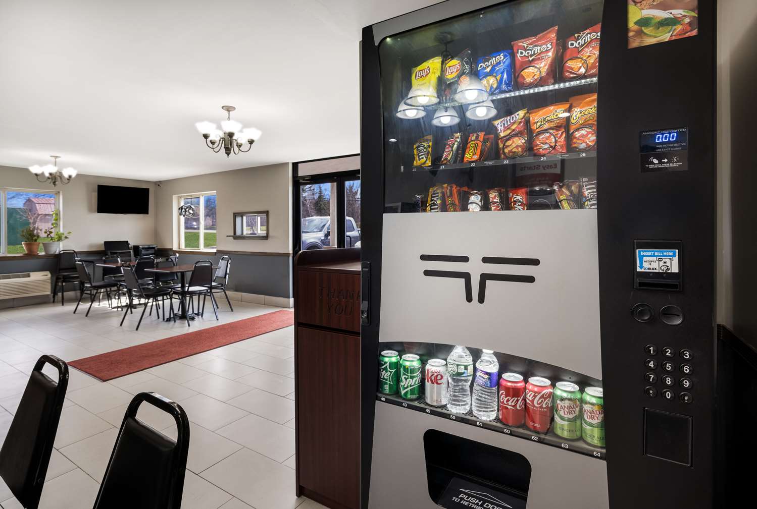 Econo Lodge Inn & Suites Canandaigua - Fingers Lake Area 29/37