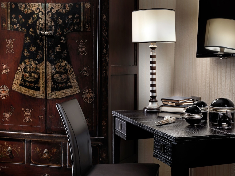Divani Escape - Adults Only 58/67