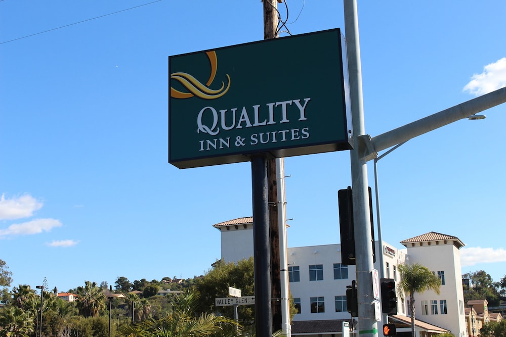 Quality Inn & Suites Oceanside Near Camp Pendleton 1/50