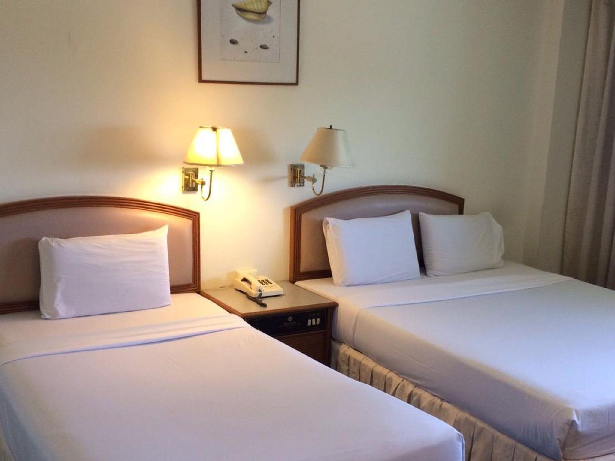 غرفة ثلاثية
