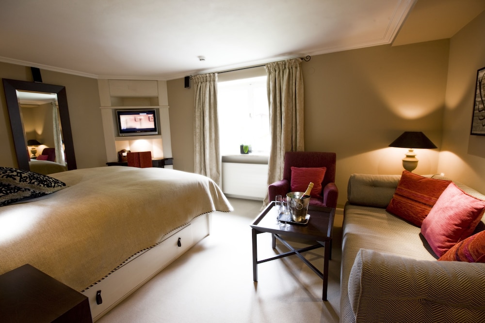 HOTEL BERGHOF 28/79
