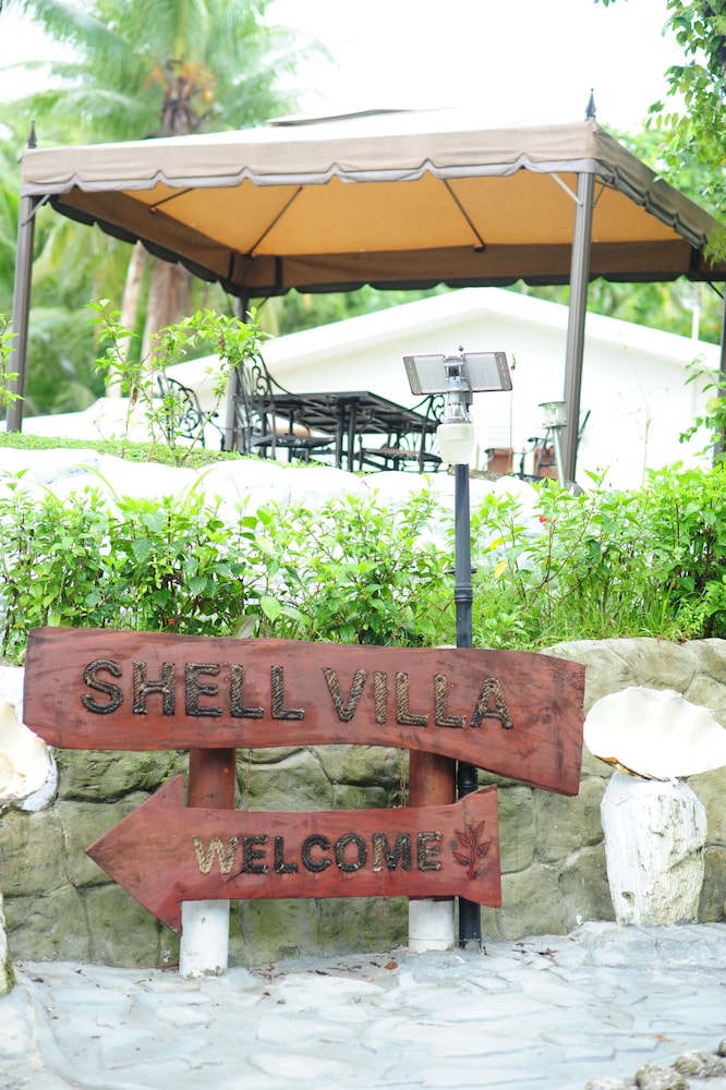 Shell Villa Apartel Resort 4/40