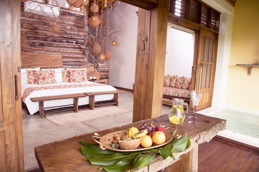 Casa San Carlos Lodge 28/50