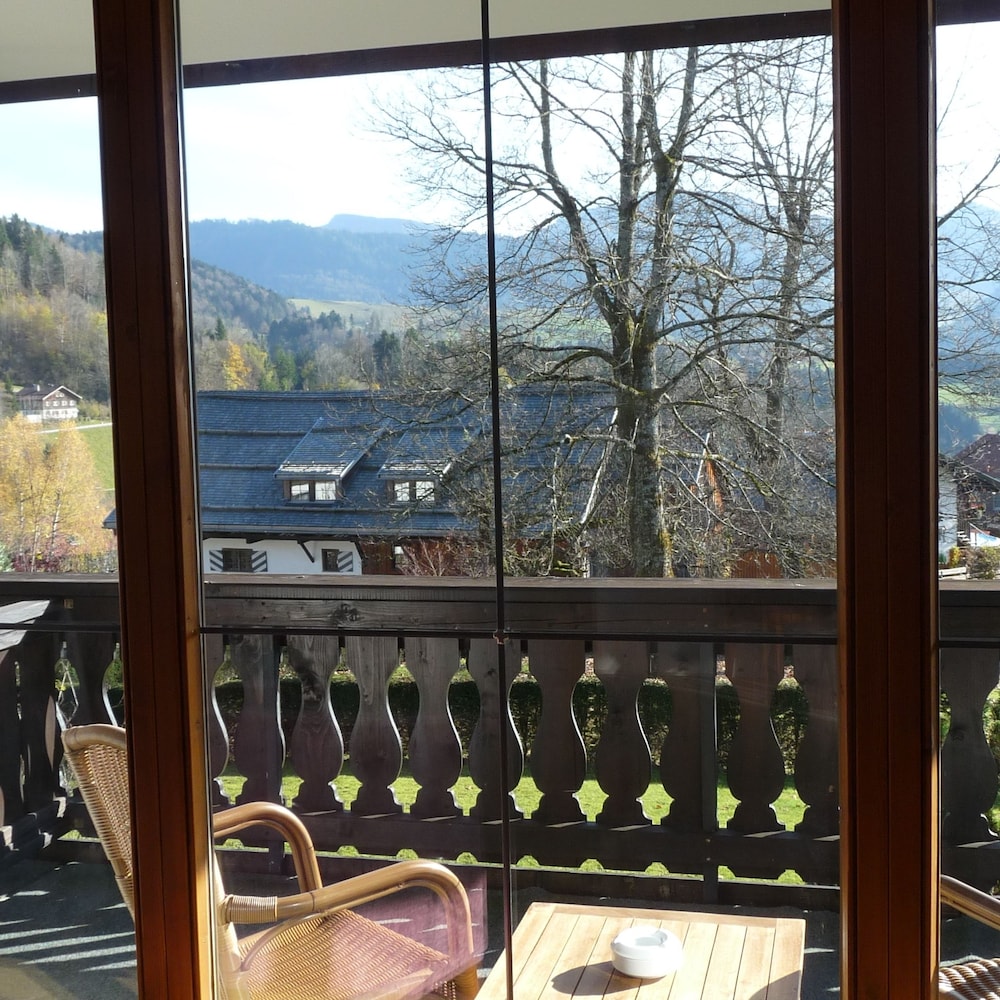 Hotel Bayerischer Hof Kur- & Sporthotel 23/50