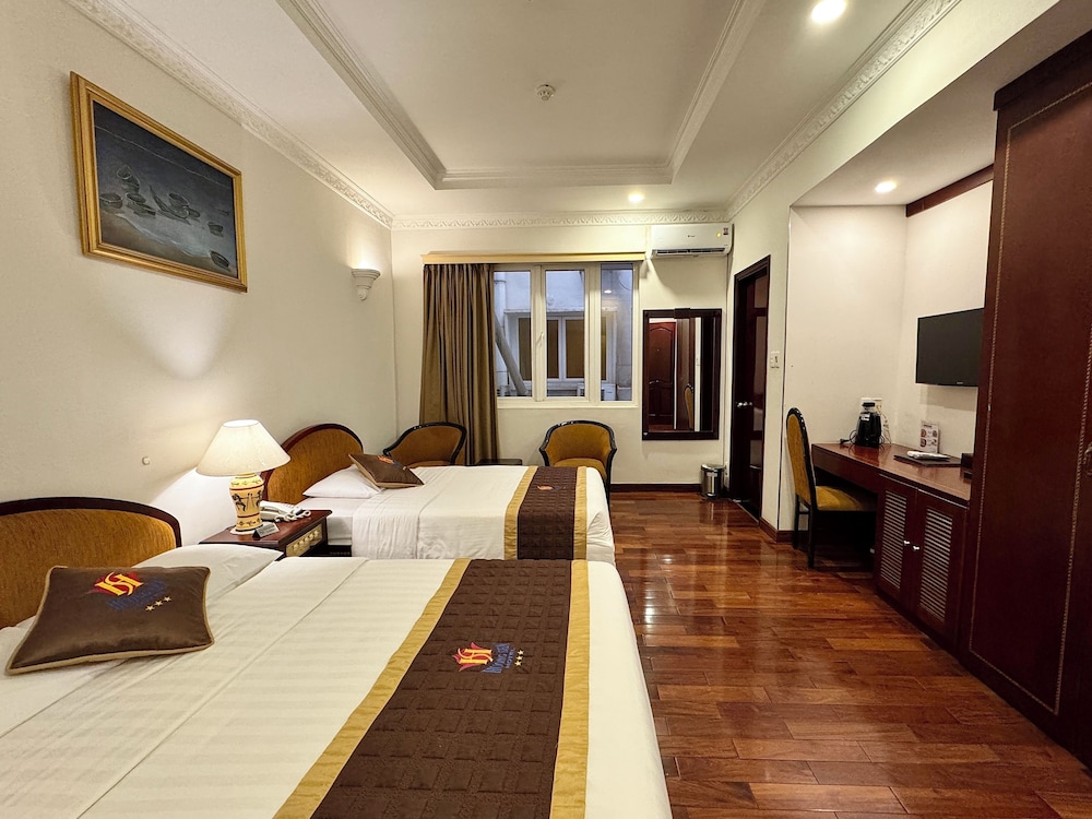 Huong Sen Hotel 23/71