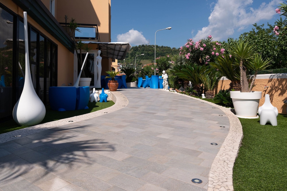 Hotel Paradiso Grottammare 42/50