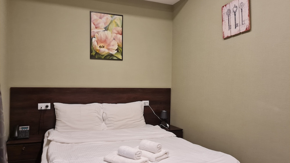 ROOM, DOUBLE BED, BALCONY