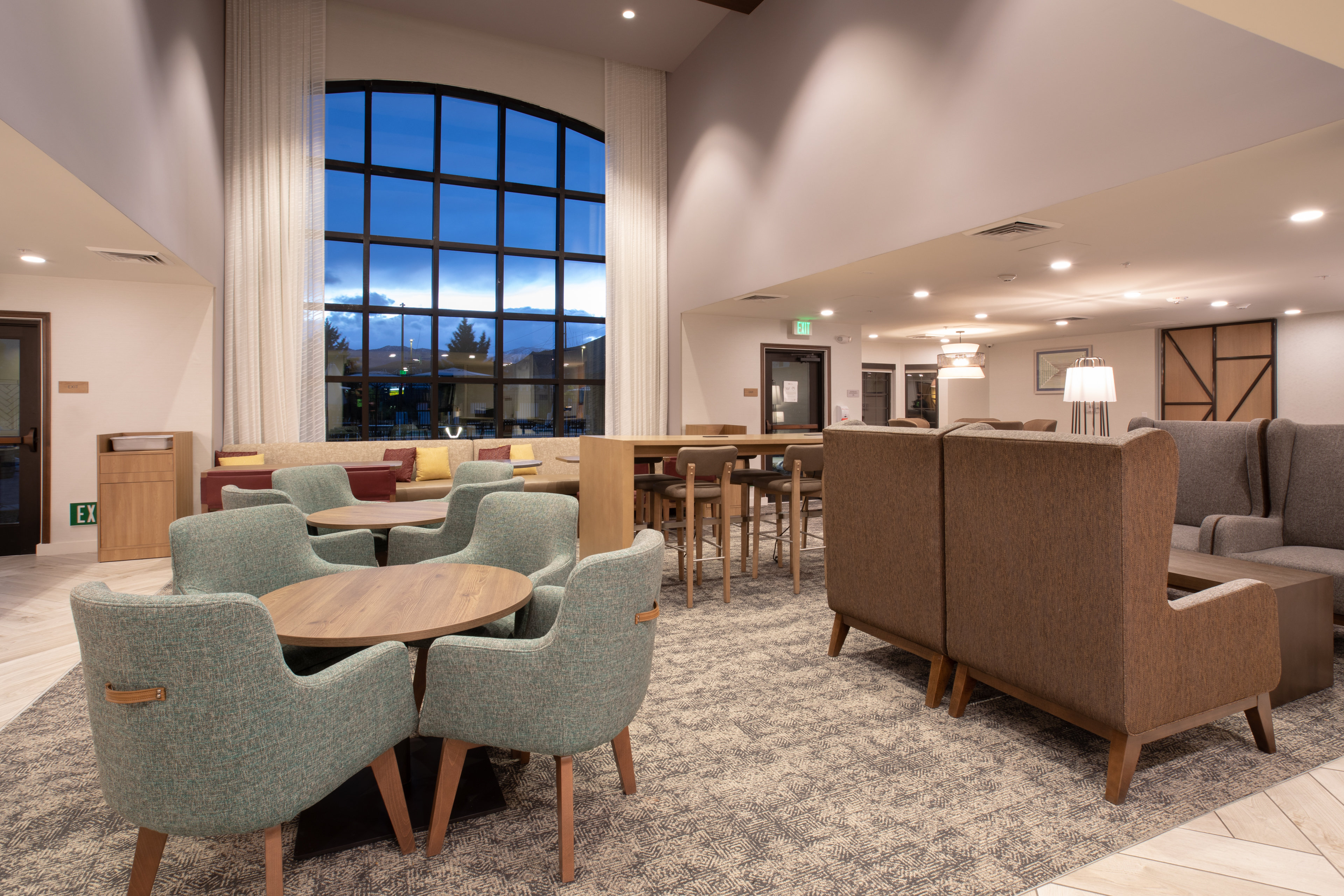 Staybridge Suites Carson City - Tahoe Area 8/16