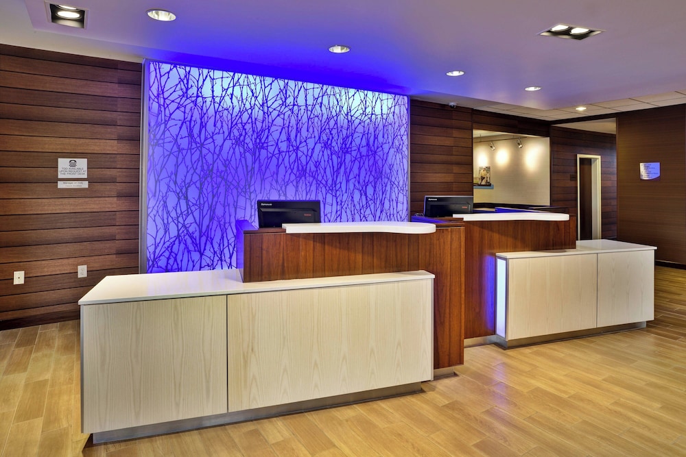 Fairfield Inn &amp; Suites Jeffersonville I-71 11/58