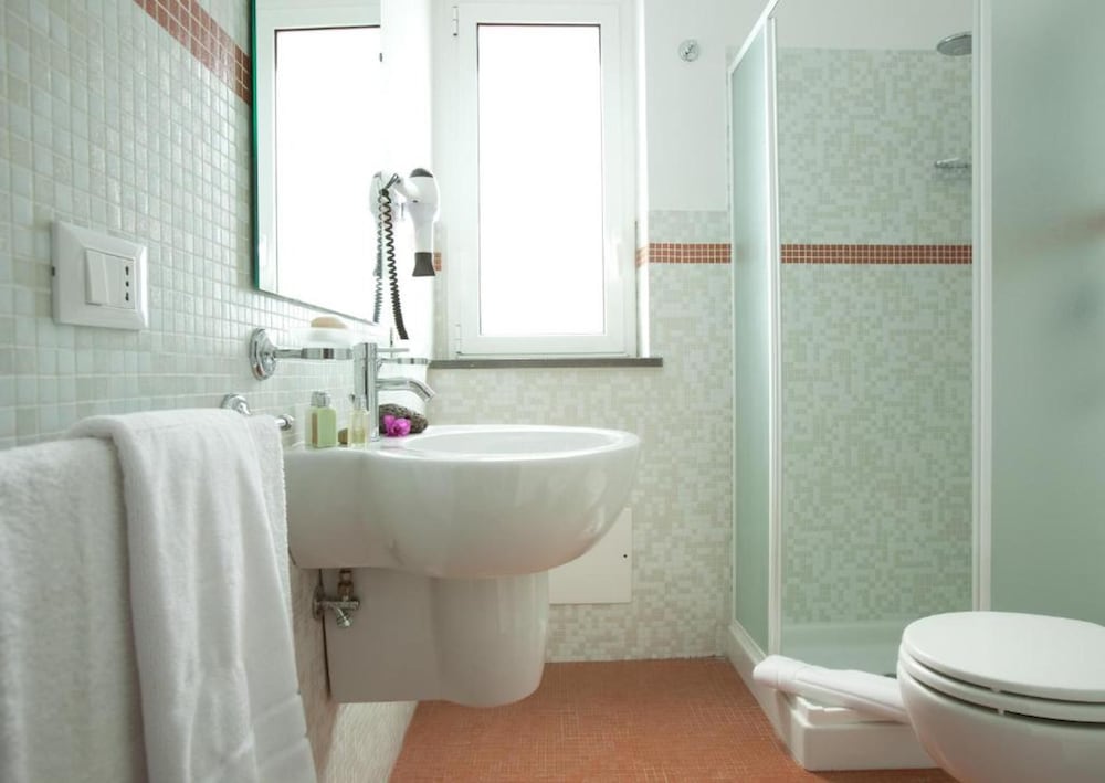 2 Bedrooms, Tower, Family, Apartment, 2 Bathrooms