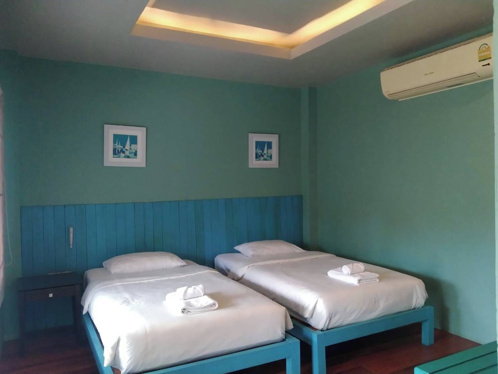 Blue, Villa, Queen Bed