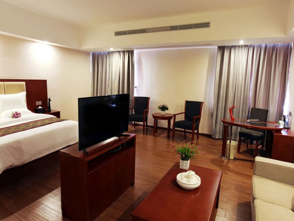 GREENTREE INN JIEYANG KONGGANG DISTRICT NORTH WANGJIANG ROAD HOTEL 23/39