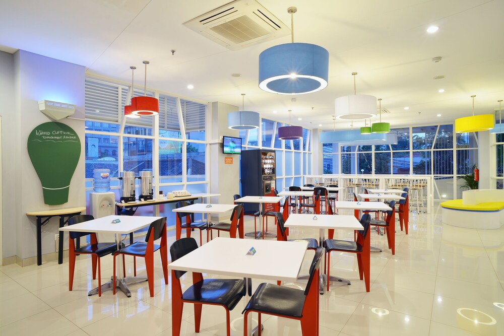 POP! HOTEL KEMANG JAKARTA 24/38