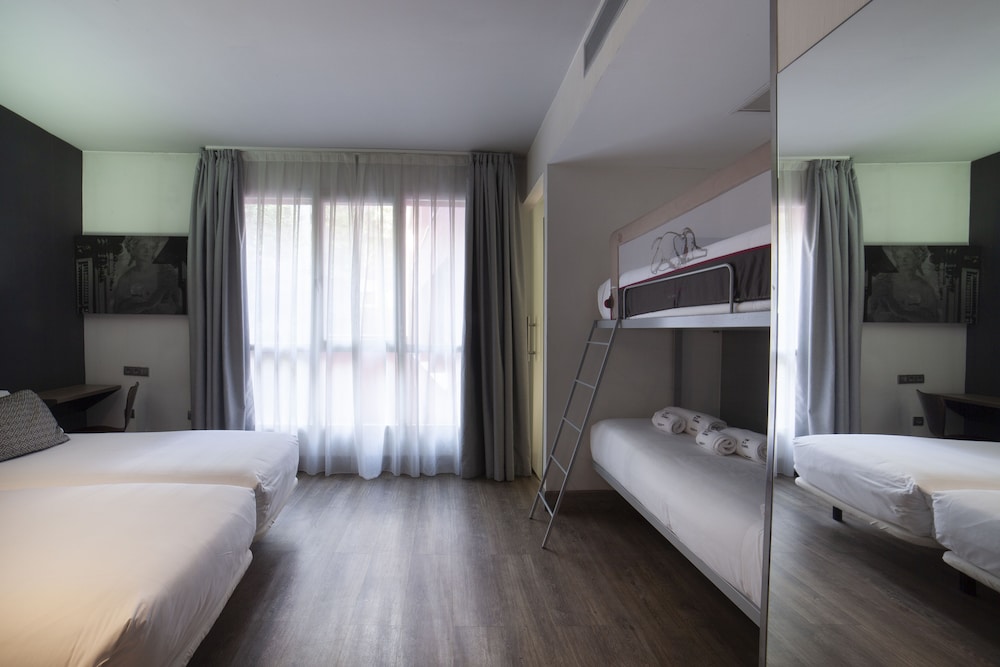 Petit Palace Plaza Espana 26/53