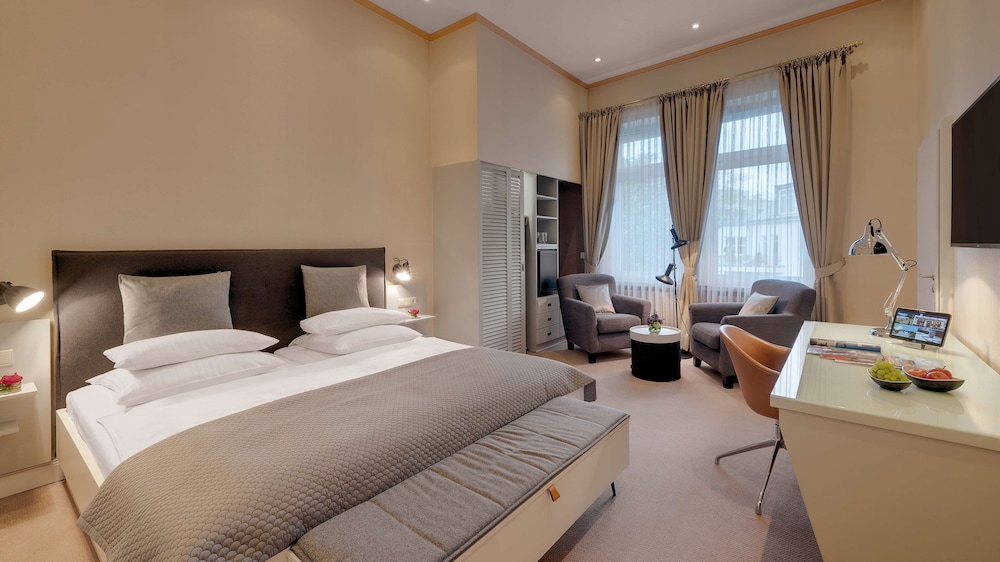 Ringhotel Rheinhotel Dreesen 4/41