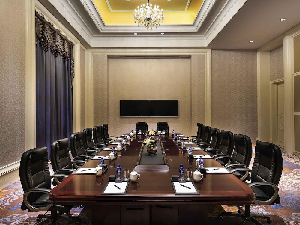 Pullman Tangshan Hotel 37/49