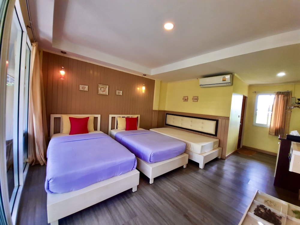 Koh Larn Riviera 20/50