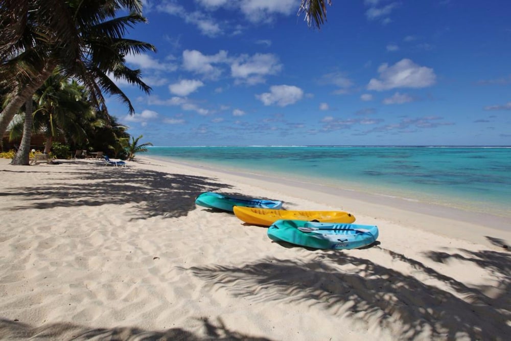 Moana Sands Beachfront Hotel 41/58