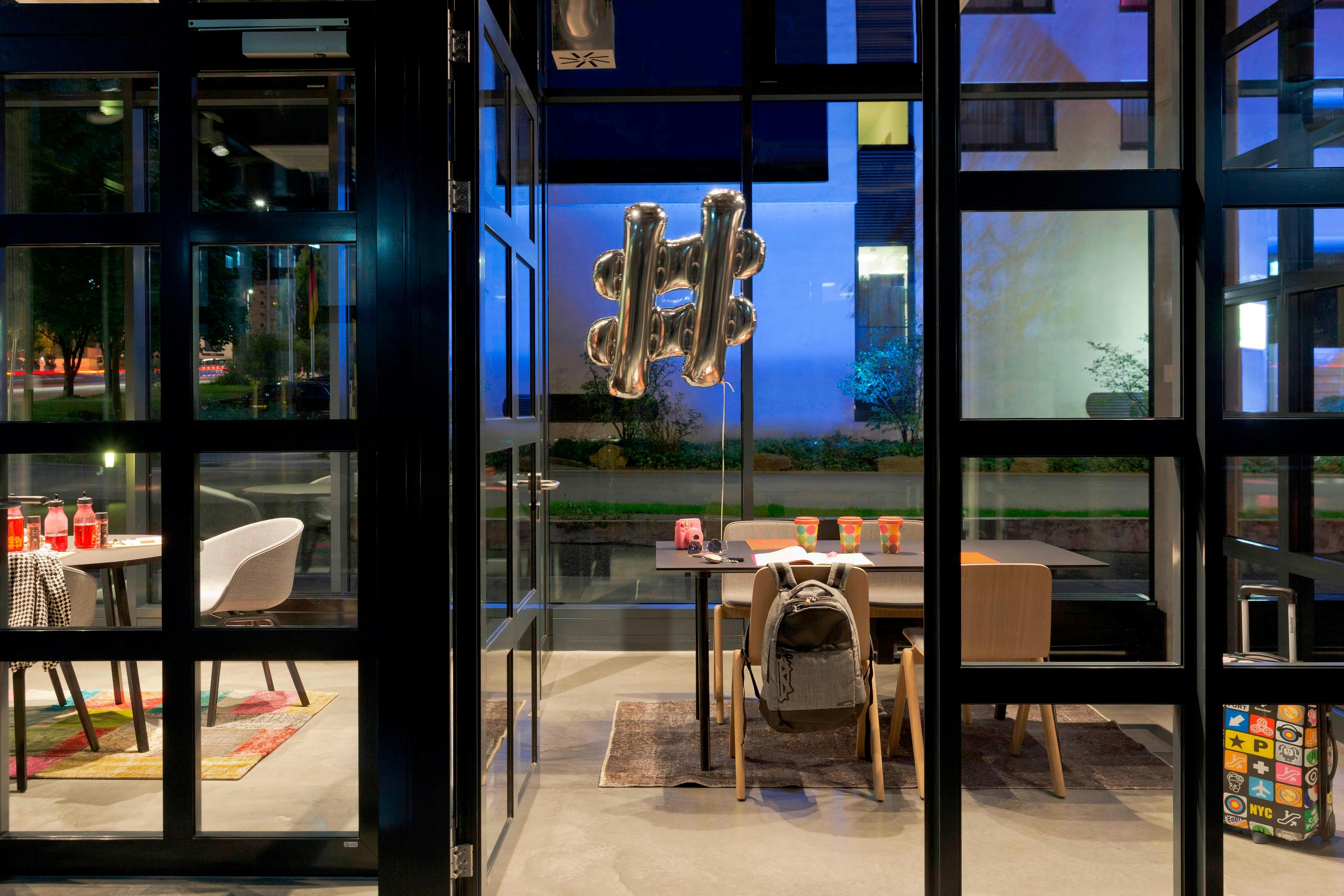 MOXY STUTTGART AIRPORT/MESSE 28/54