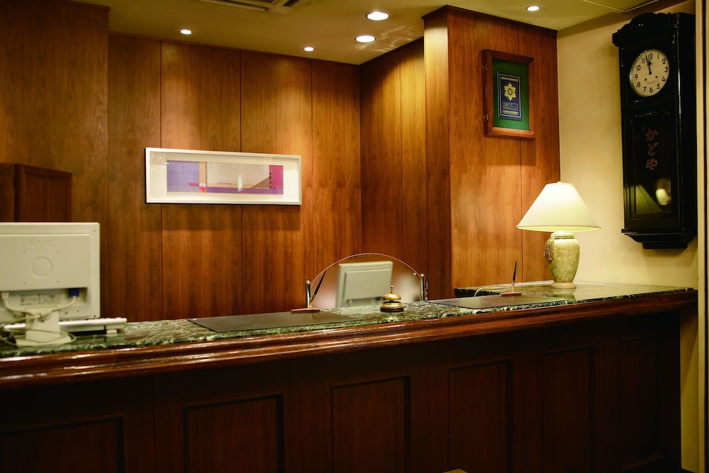 Kadoya Hotel 8/72