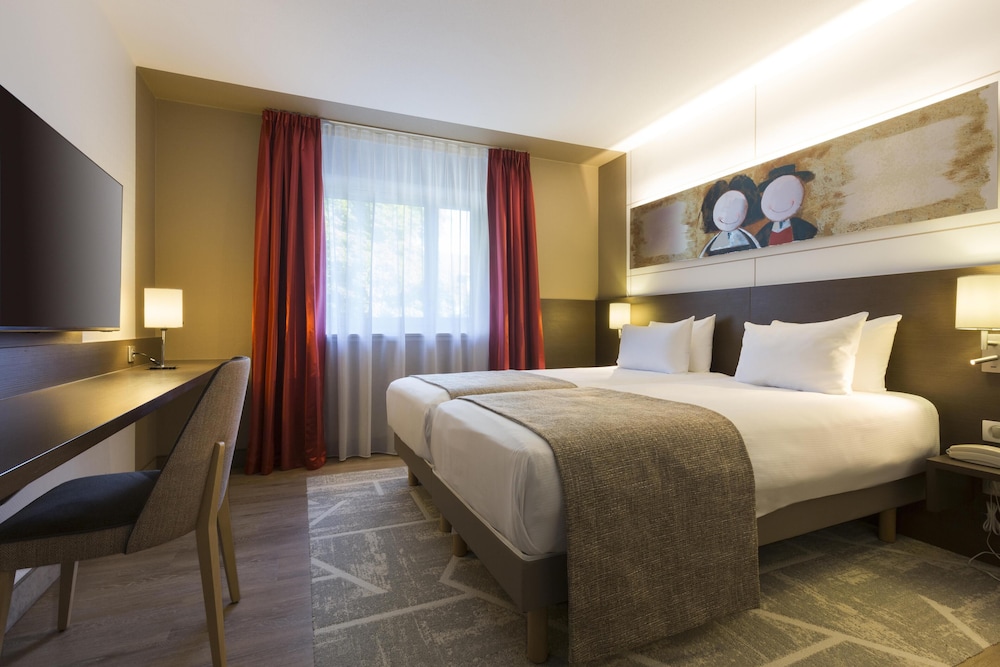 Hotel Kyriad Strasbourg 24/54
