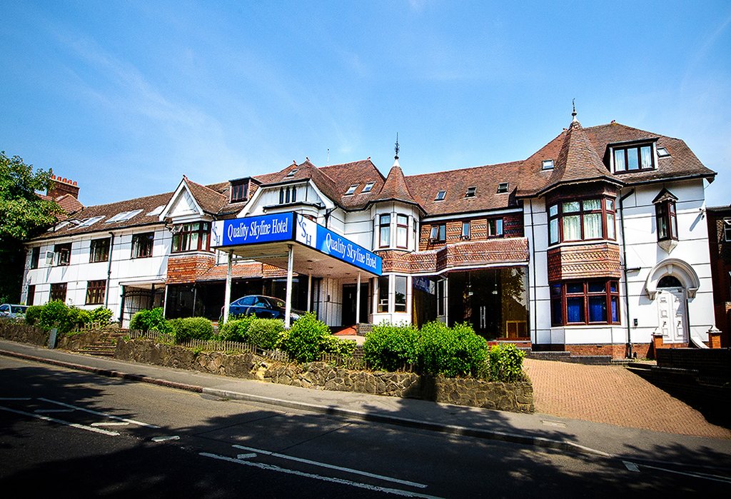 OYO Luton Hotel