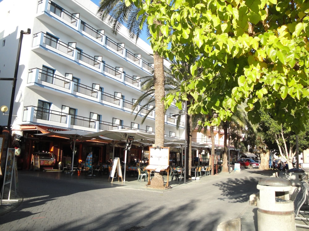 The Blue Apartments by Ibiza Feeling - Adults Only 1/30
