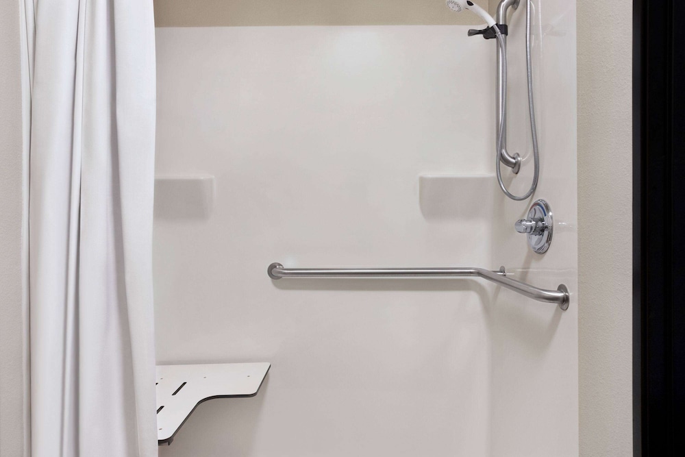Travelodge By Wyndham Mcalester 29/31
