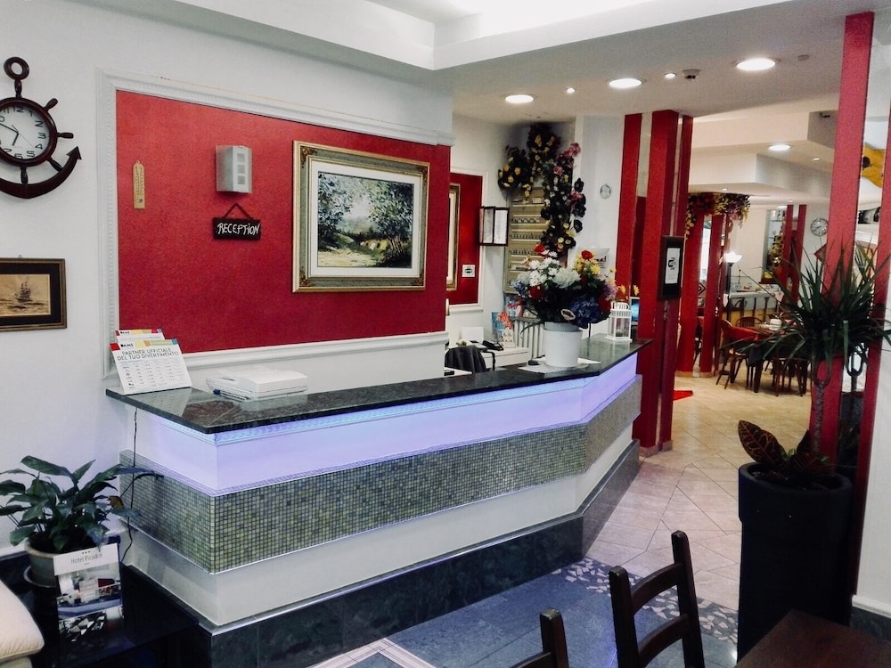 HOTEL PICADOR 写真1