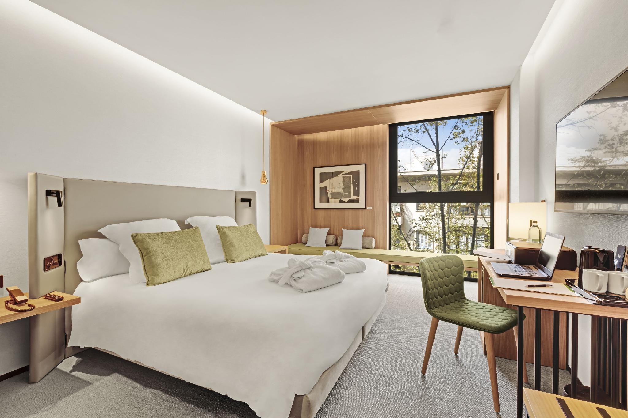 Standard, Twin Beds