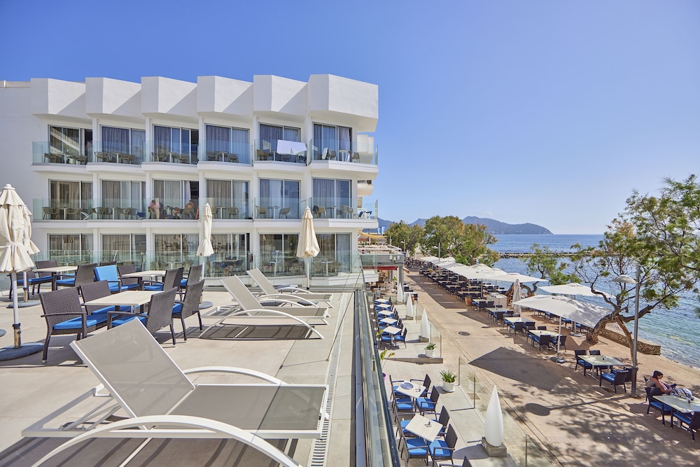 Ilusion Moreyo - Adults Only in Cala Bona