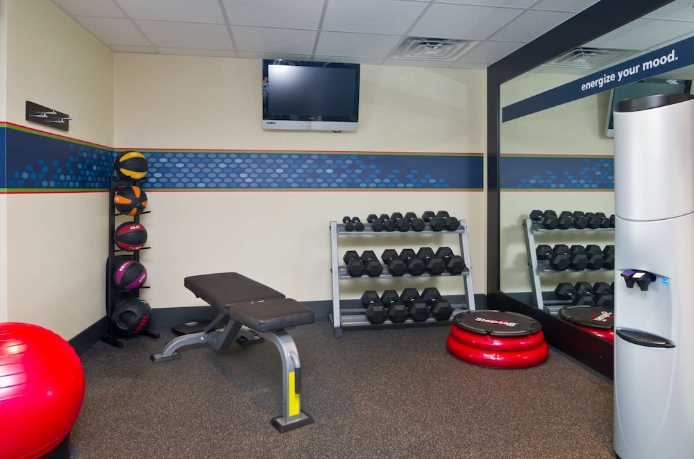 Hampton Inn Wooster 27/36