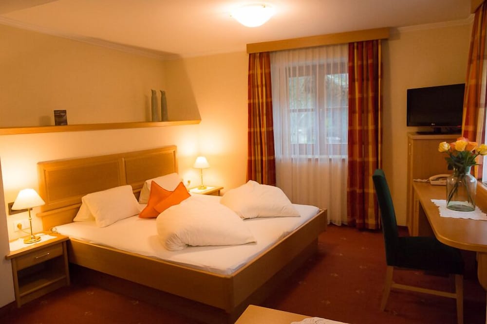 Landhotel Schütterbad 13/74
