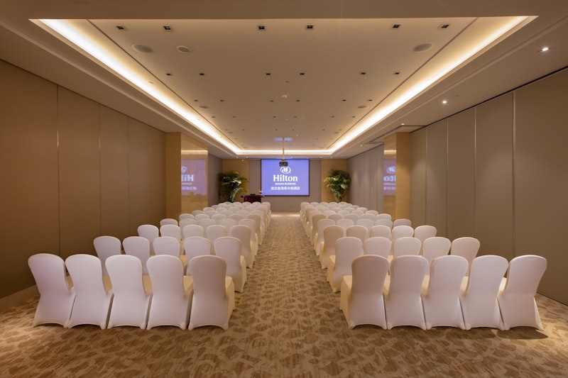HILTON WUHAN RIVERSIDE 63/79