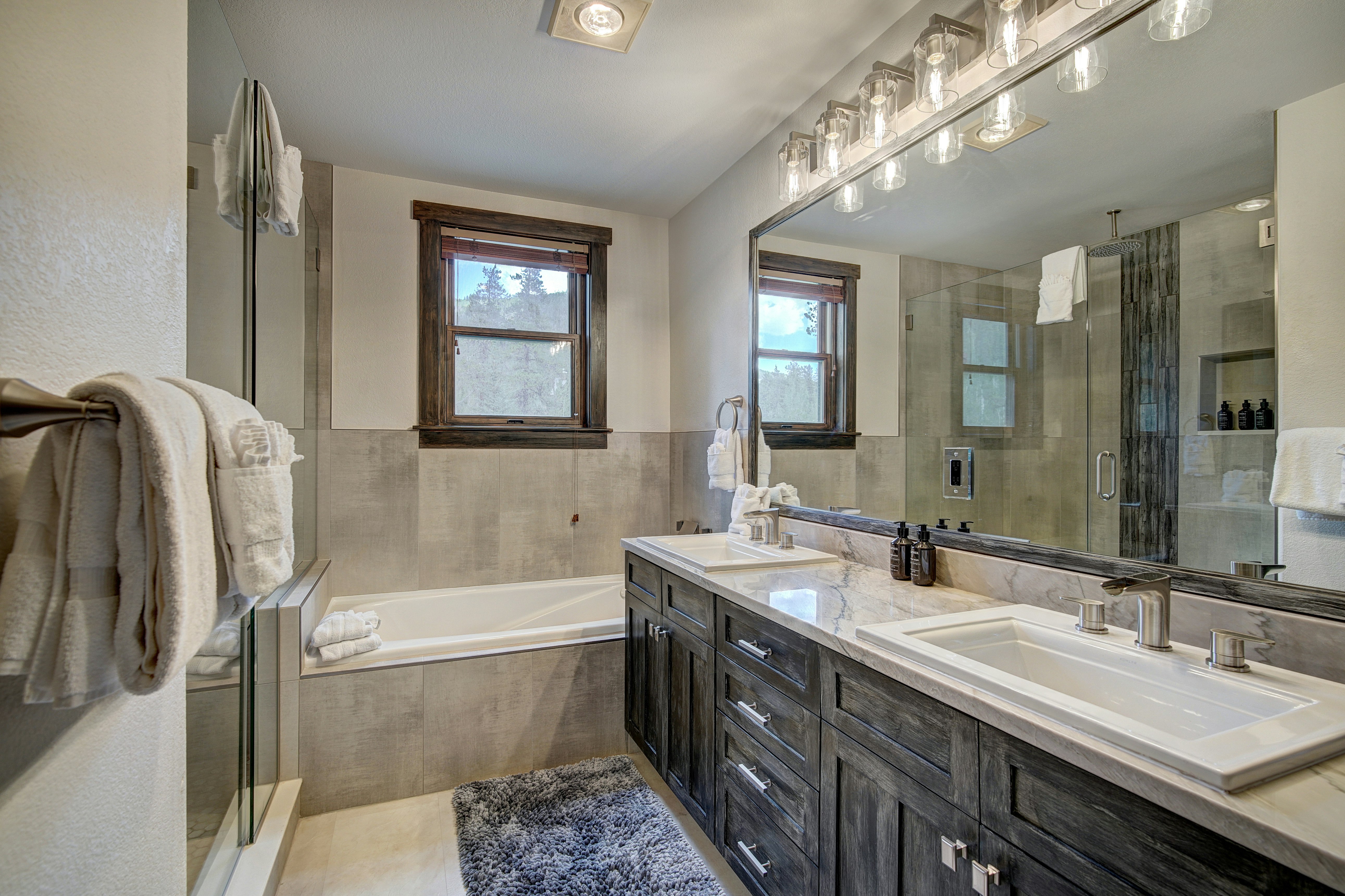 RedHawk Lodge and Townhomes by Keystone Resort 50/50