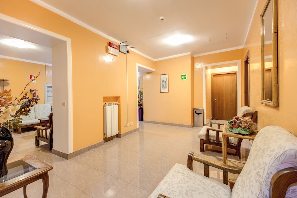 Hotel Milo 6/50