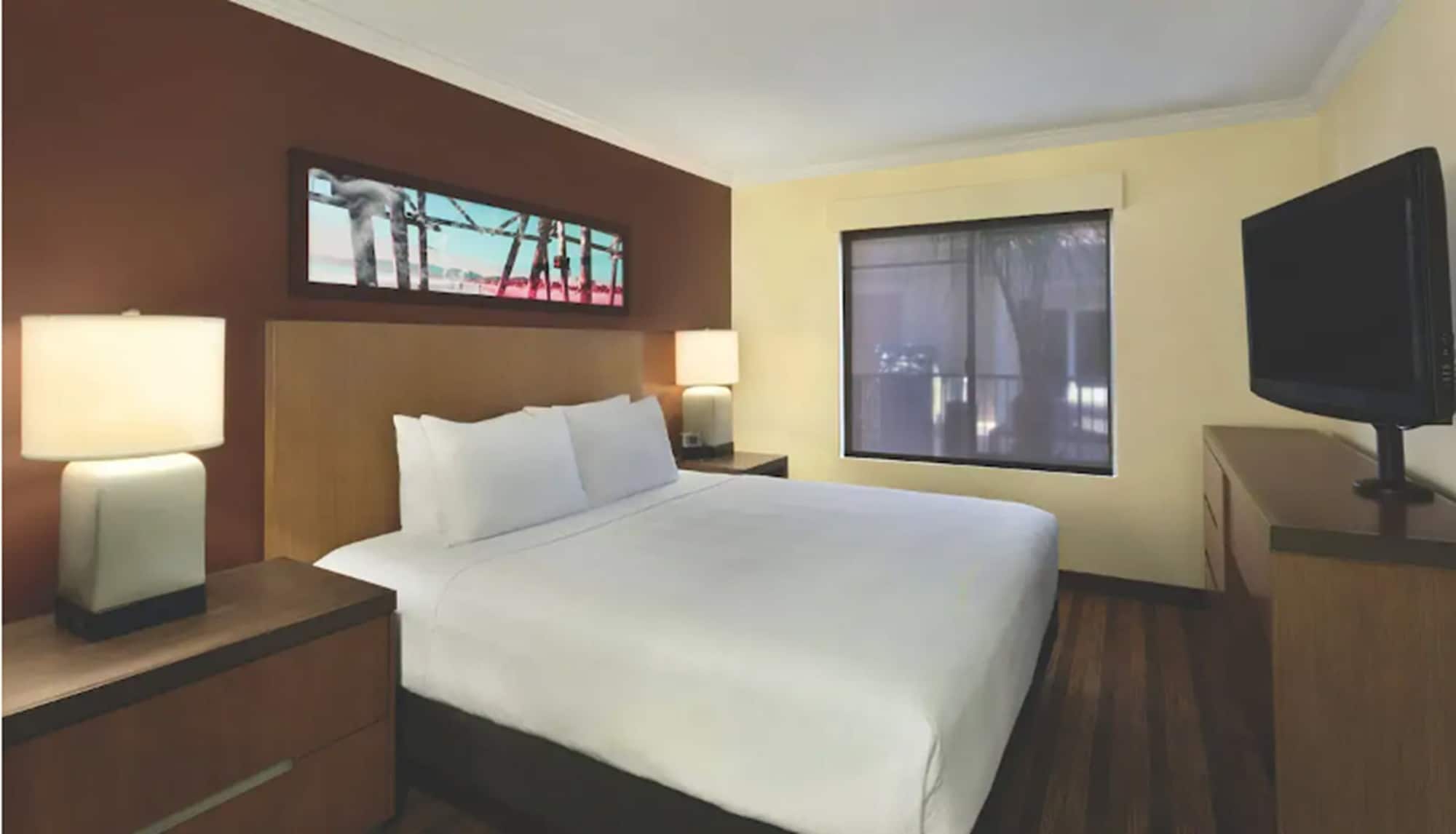 جناح بسرير كينج بغرفة نوم واحدة، Hyatt House San Diego Sorrento Mesa 2/4