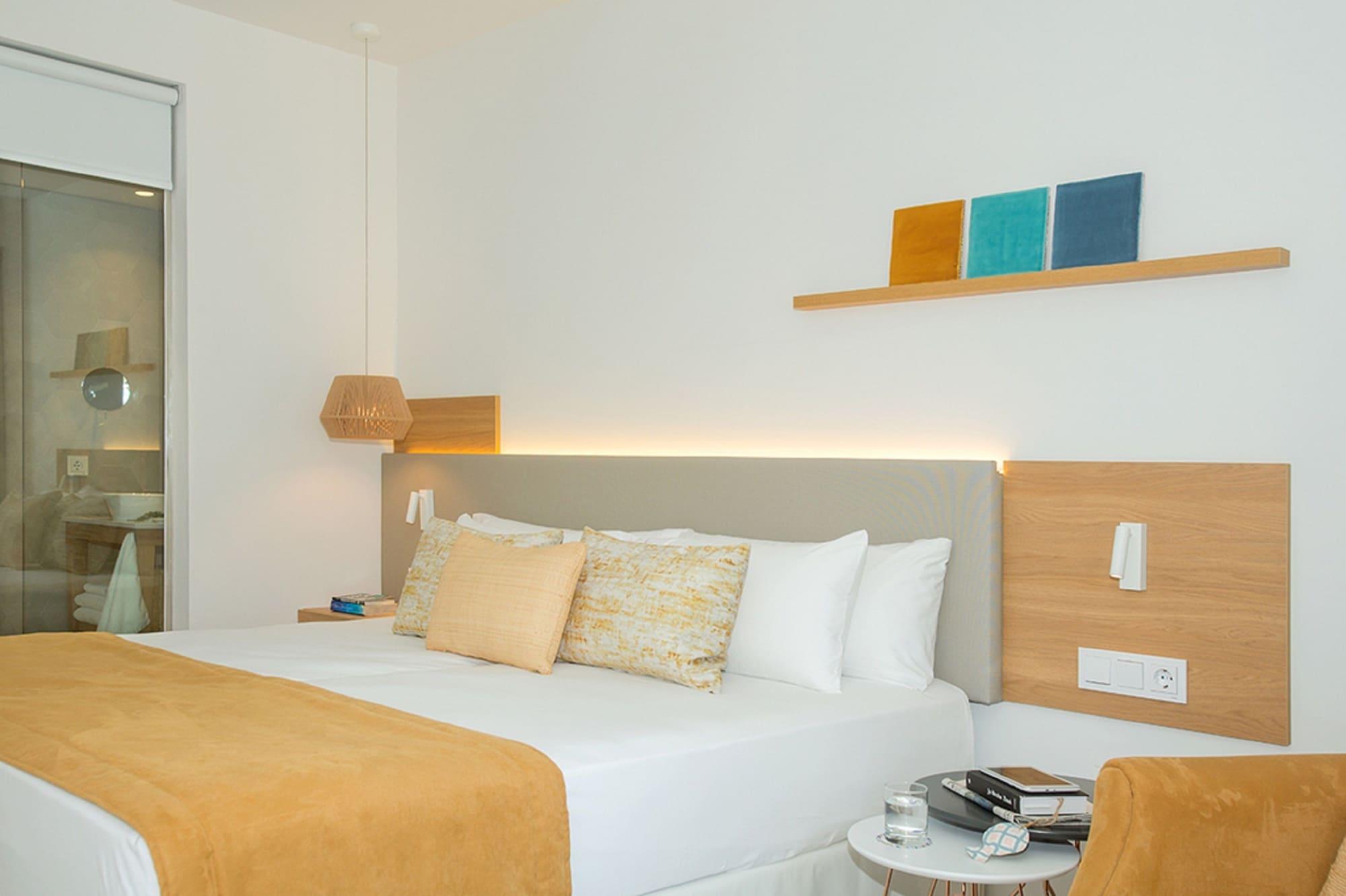 Superior, Double Bed, Sea View, Balcony, Flamingo 3/5