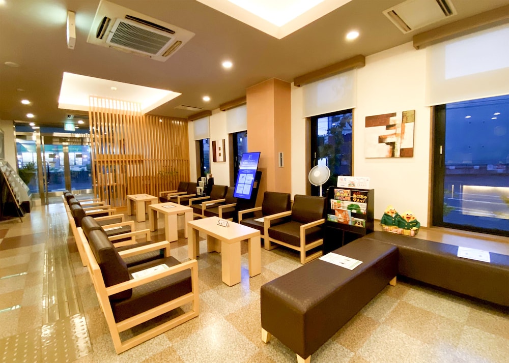 HOTEL ROUTE INN KAKEGAWA INTER 31/45
