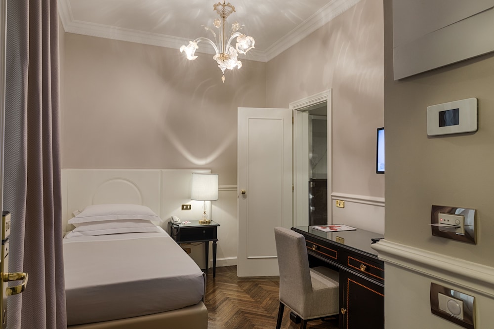Plaza Hotel Lucchesi 50/50