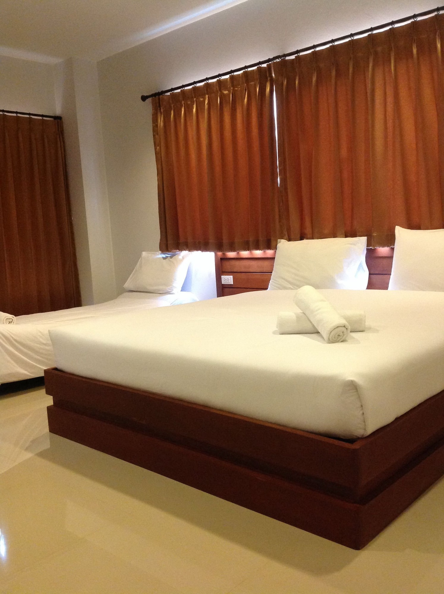 ROOM, KING BED, GARDEN VIEW