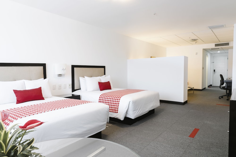 Wyndham Costa del Sol Lima Airport 21/62