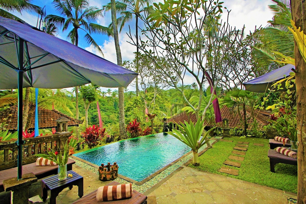 The Mahogany Villa 38/50