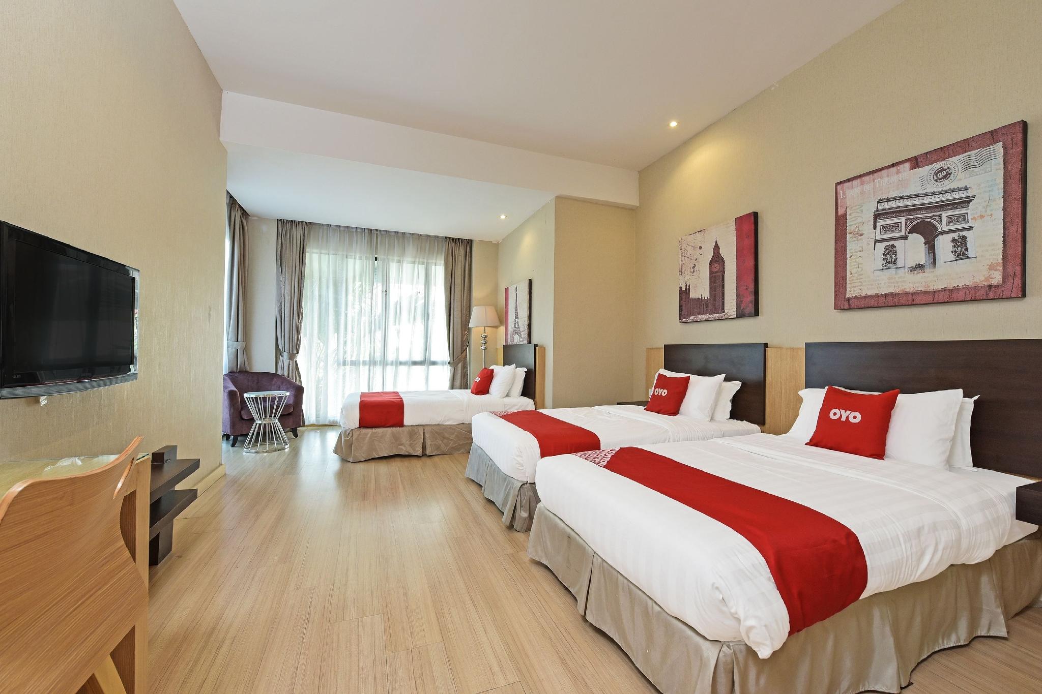 Deluxe, Triple, 1 Double and 1 Single Bed