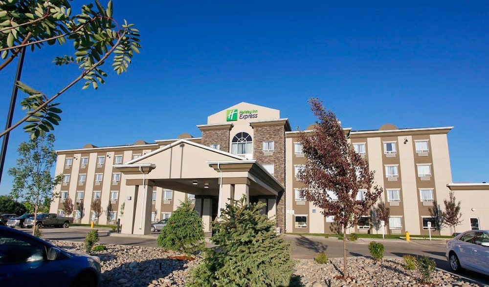 Holiday Inn Express Fort St John 3/70