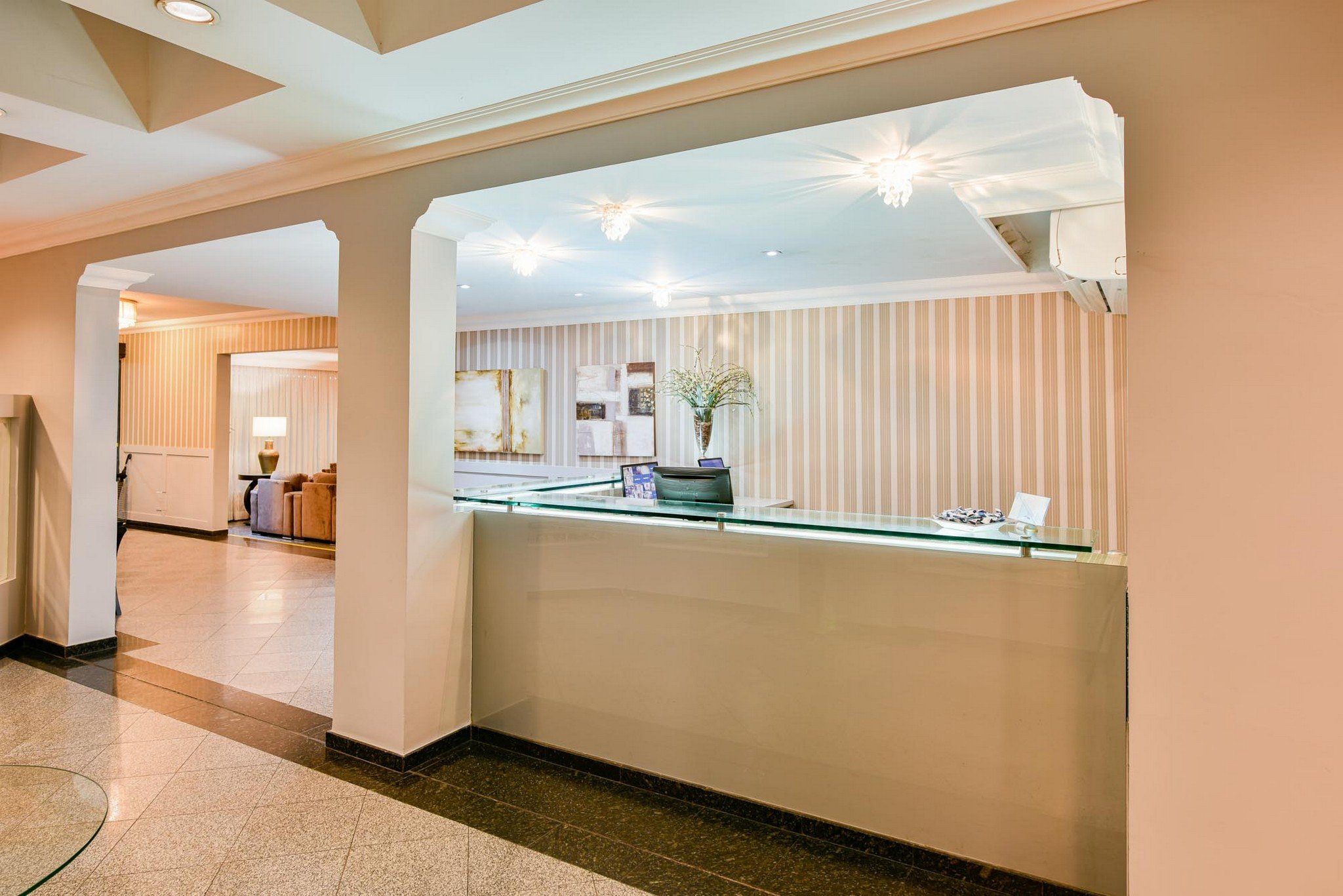 Lobby at Plaza Inn Executive, GOIANIA