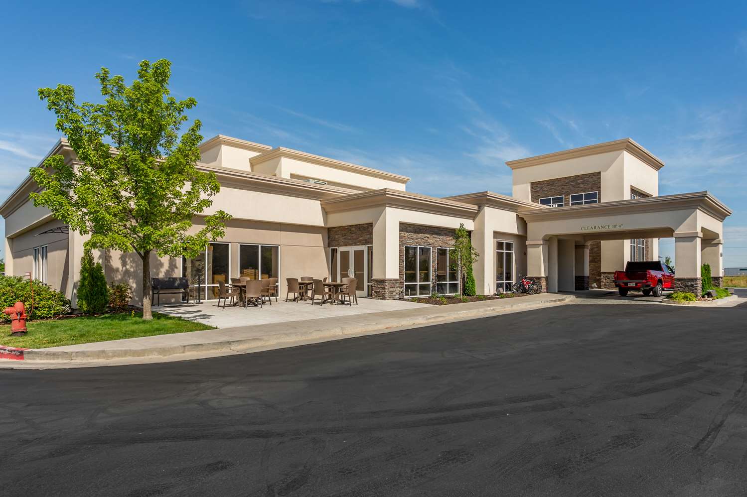 Comfort Inn and Suites Logan Near University 2/22