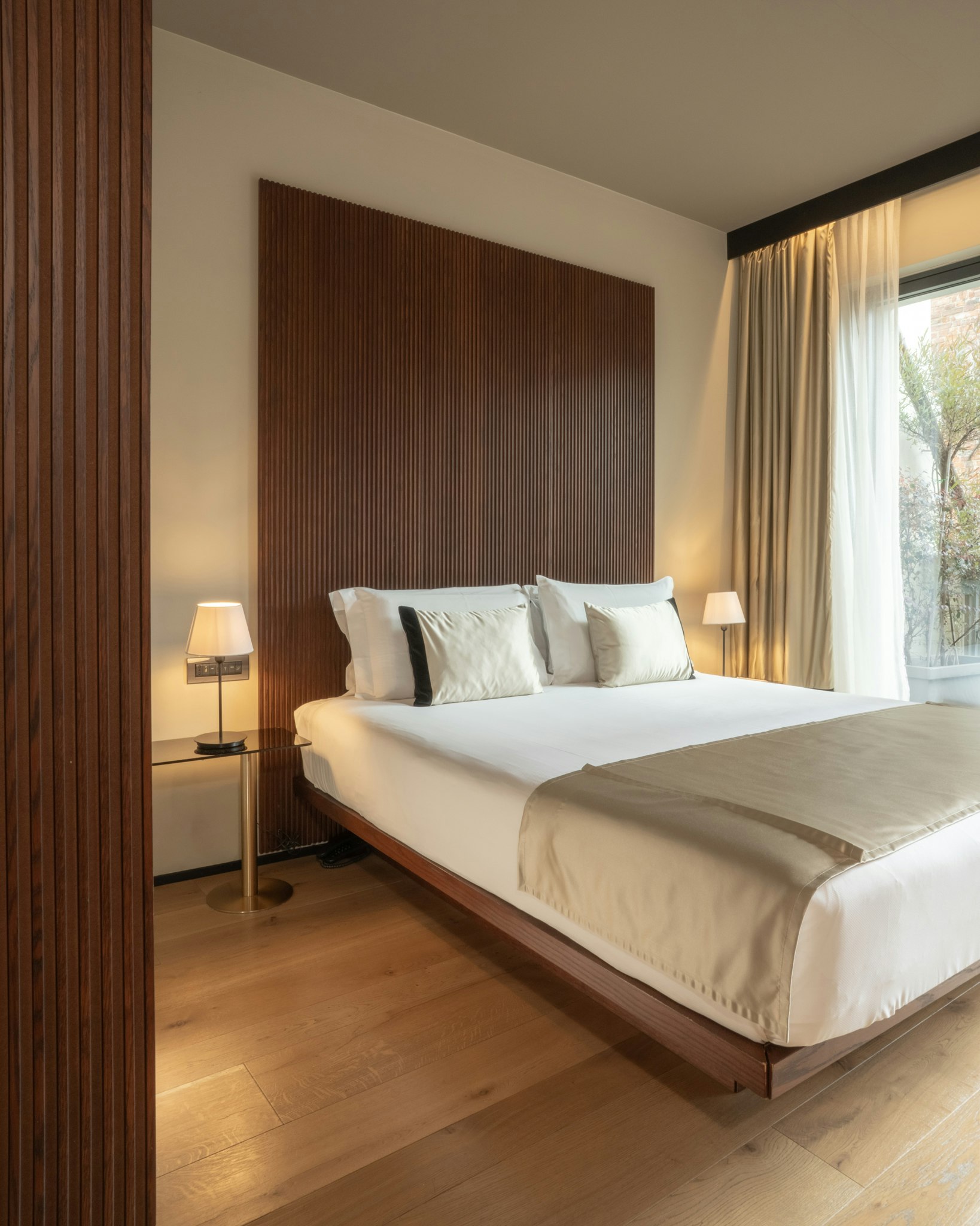 Speronari Suites 12/50